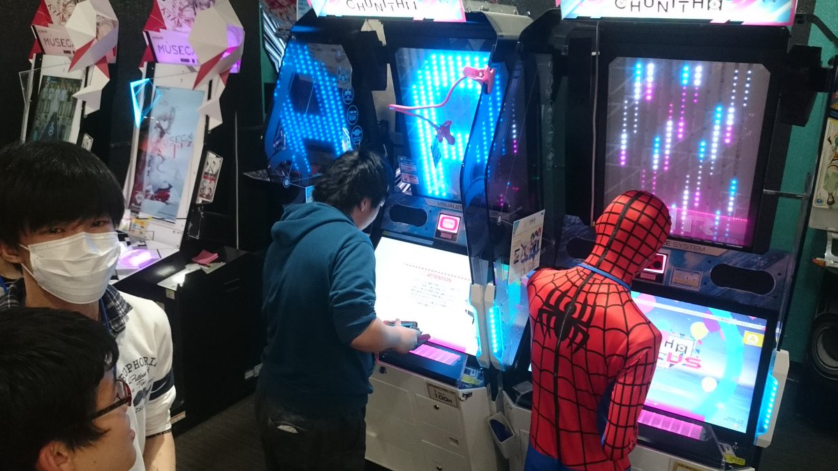 r1_narumi's tweet photo. 本日のチュウニズム大会の様子です。(その2)
【提供・MYU-HANさN】#CT2C https://t.co/aRKgXXWKRe