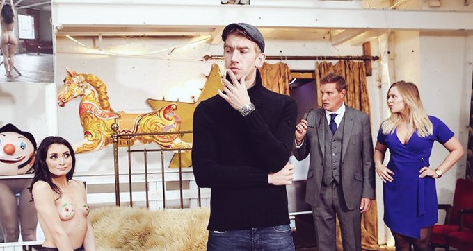 continuing that classic art vs porn debate.. https://t.co/MxWNY9Khn9 https://t.co/9hil7rMHDw<a href="/tag/customvideo"class="tags"><span>#customvideo</span></a>