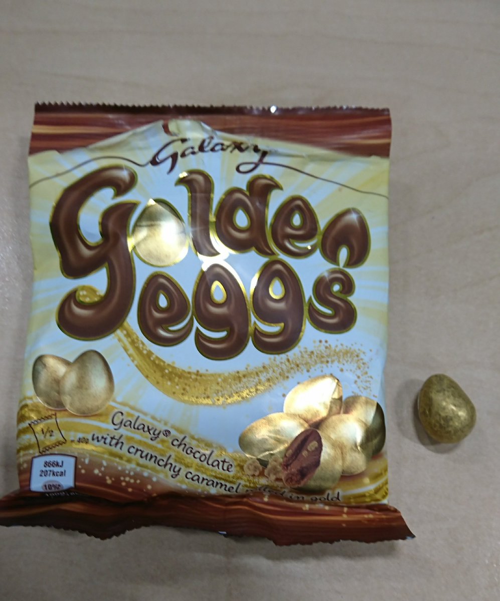 derulo_daniel's tweet photo. Does anybody know how to get the wrappers off these sweets, been trying to peel gold off for last 10 mins &amp; its stuck under my fingernails. https://t.co/htAE3whabW