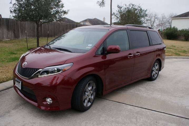 inspiredbride's tweet photo. 7 People, 3 Generations, a Ring and a Mini van,
#newlyweddideas #minivan #familyuse #familyfirst #inspiredbride
https://t.co/Z8vbIP0GEG https://t.co/DNiXR6BjhL