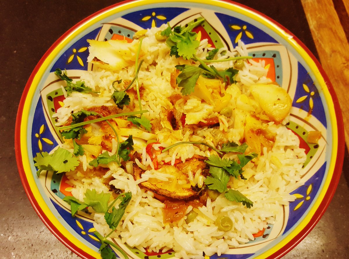 🍽️My baked cod curry with <a href="/MumsMasala/">Mum's Masala™</a> and coconut chilli and lemon rice was amazing <a href="/jamieoliver/">Jamie Oliver</a> saw jamie make coconut rice its awesome