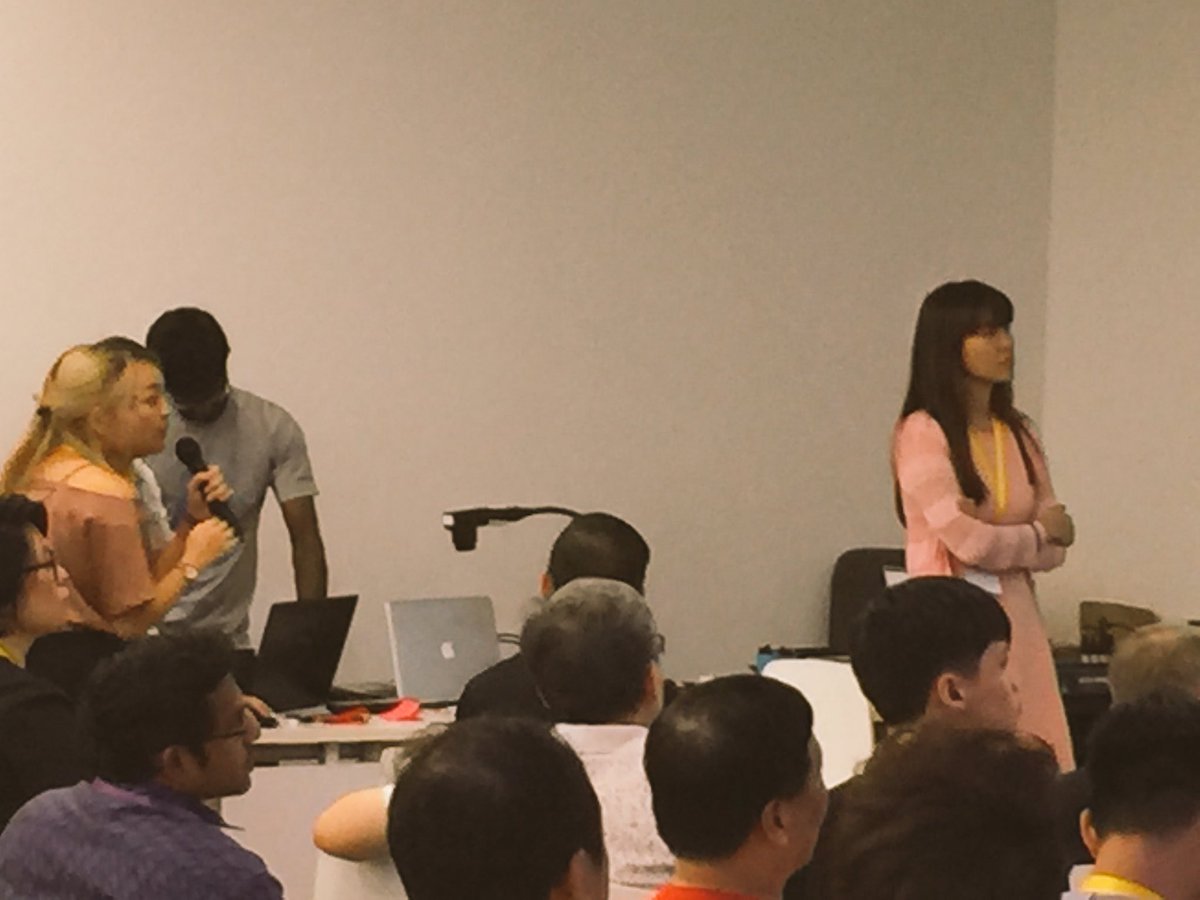 BillyTeoYH's tweet photo. Fairytale ending? An intense 3 min pitch for a #Chinese interactive storybook with #gamification. #LearningBuildathon https://t.co/skygnvwcmW