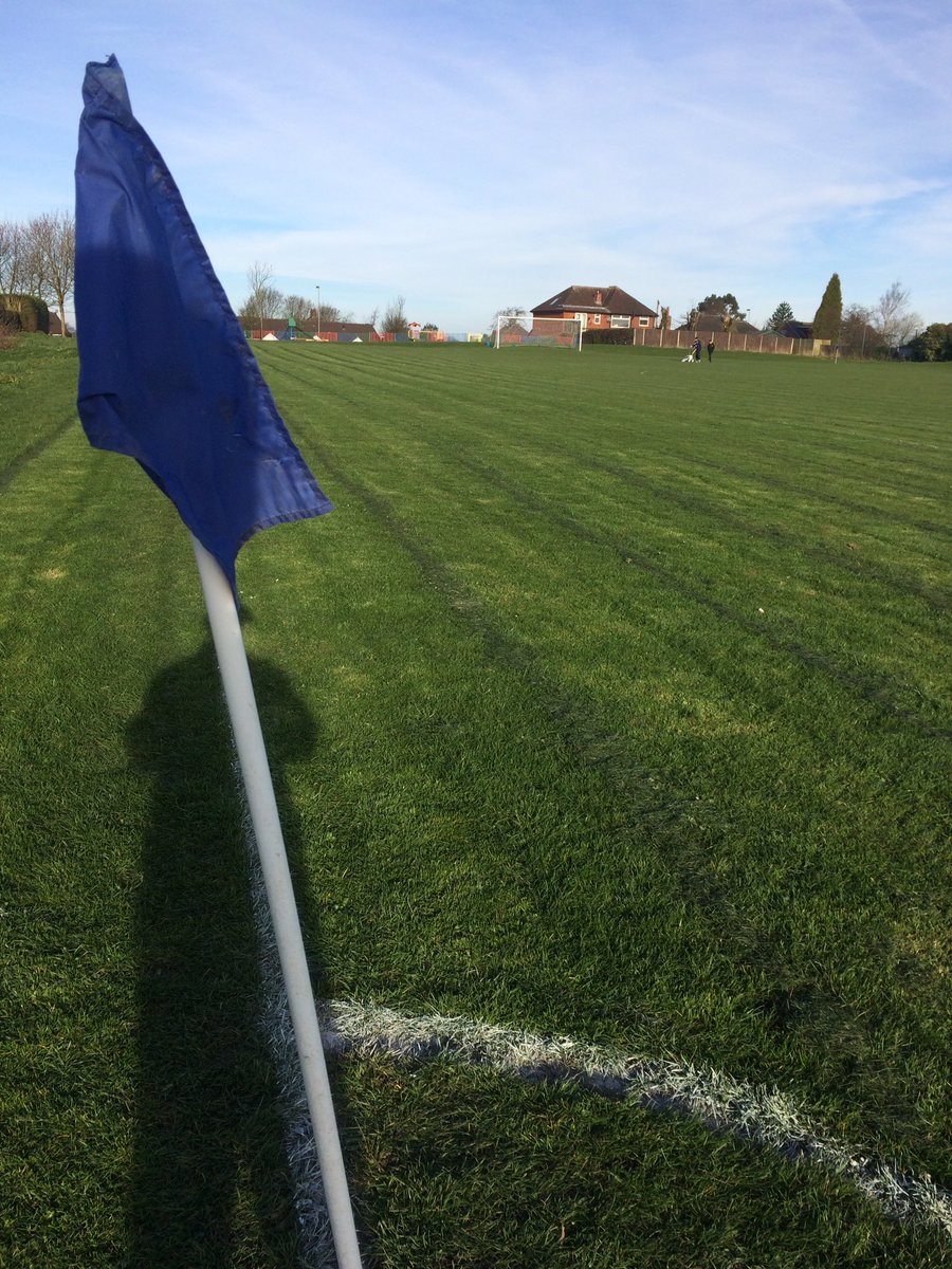 BLWS1967's tweet photo. Pitch is looking well ready for the league cup semi-final vs Leek CSOB. Kick off- 10:00 #BLWS #SemiFinal https://t.co/y5kilWHWsr