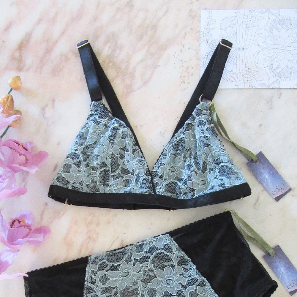 colie_co's tweet photo. CHARLOTTE lace soft cup bra - soft see through bralette in lace and me… https://t.co/lv0WnVN0jT #Etsy #AdjustableBra https://t.co/JWJdi9DfZx
