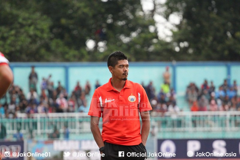 Fanboycrypto0x's tweet photo. Galeri Foto Persija vs PSCS Cilacap Part 1 : https://t.co/xX8qd6n6mp #FotoJO https://t.co/s7zMtTmvME