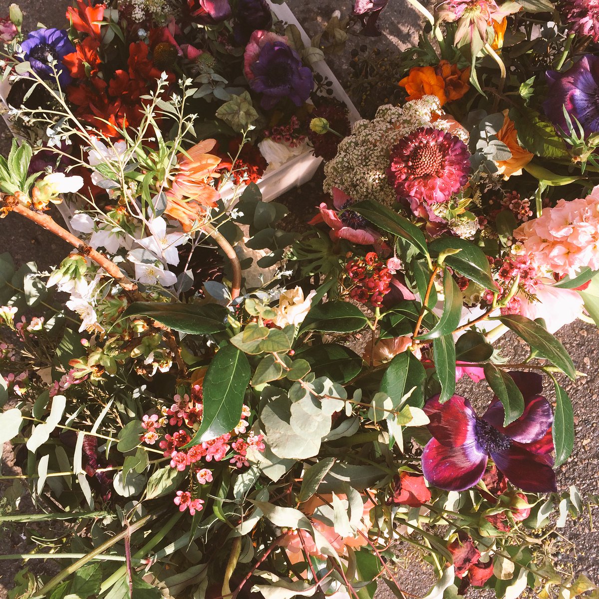 LisaJHarris's tweet photo. "We can give you some flowers" they said. Utterly blown away by @RebelRebelE8 generosity for our @ScotchandGinger @Bromley_by_Bow fundraiser https://t.co/tFUXNef3h0