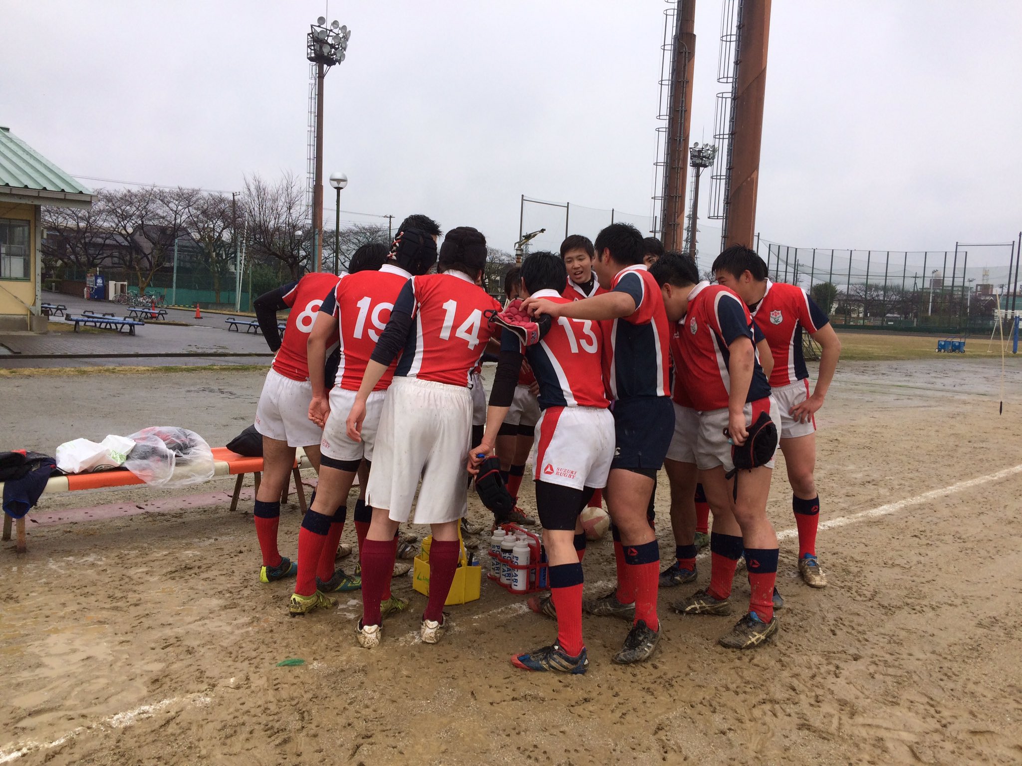 埼玉大学ラグビー部 On Twitter 今日は雨の中でしたが東京電気通信大学さんと練習試合でした 7 12で敗戦となりました 4月16日にセブンズの試合があるのでそこに合わせて頑張ります