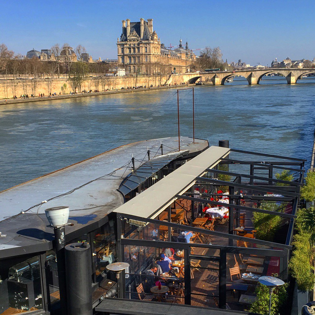 Milena_Guide's tweet photo. Sunday, sun, Seine, Paris ... bliss ☺️☺️☺️|#paris #travel #france #guideparis #seine #louvre https://t.co/bZZGYqmHMm