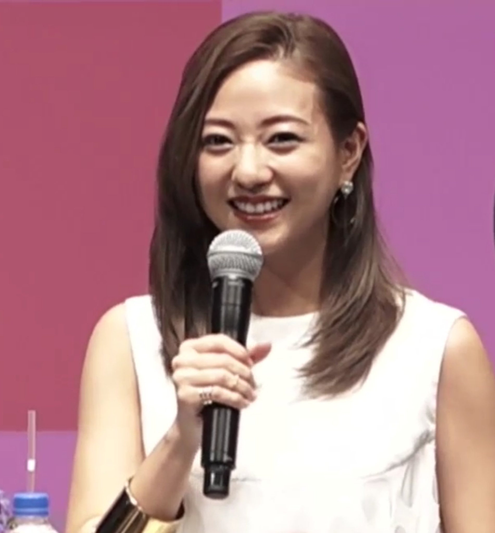 Twitter இல しんちあ ちあちゃんのlineライブやっとみれた ˊᗜˋ W 最後感動 これからも伊藤千晃個人もaaaもずっと応援しますっっ どの時代のちあちゃんもほんと素敵ちあちゃんみたいな女性にあたしもなりたい 素敵なおかあさんになってね Nyp