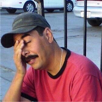 aipher's tweet image. Me queda 3/4 de caguama.... #valevergalavida