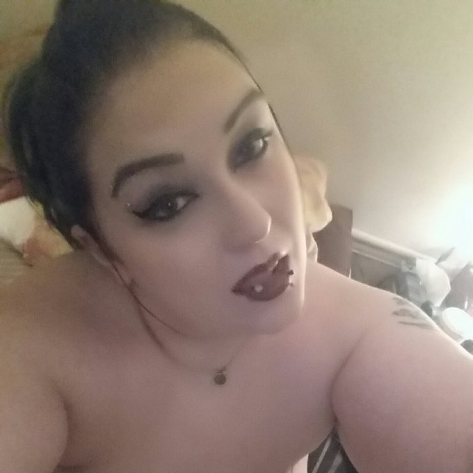 #NewProfilePic https://t.co/m9LEtgAktq<a href="/tag/newprofilepic"class="tags">#NewProfilePic</a>