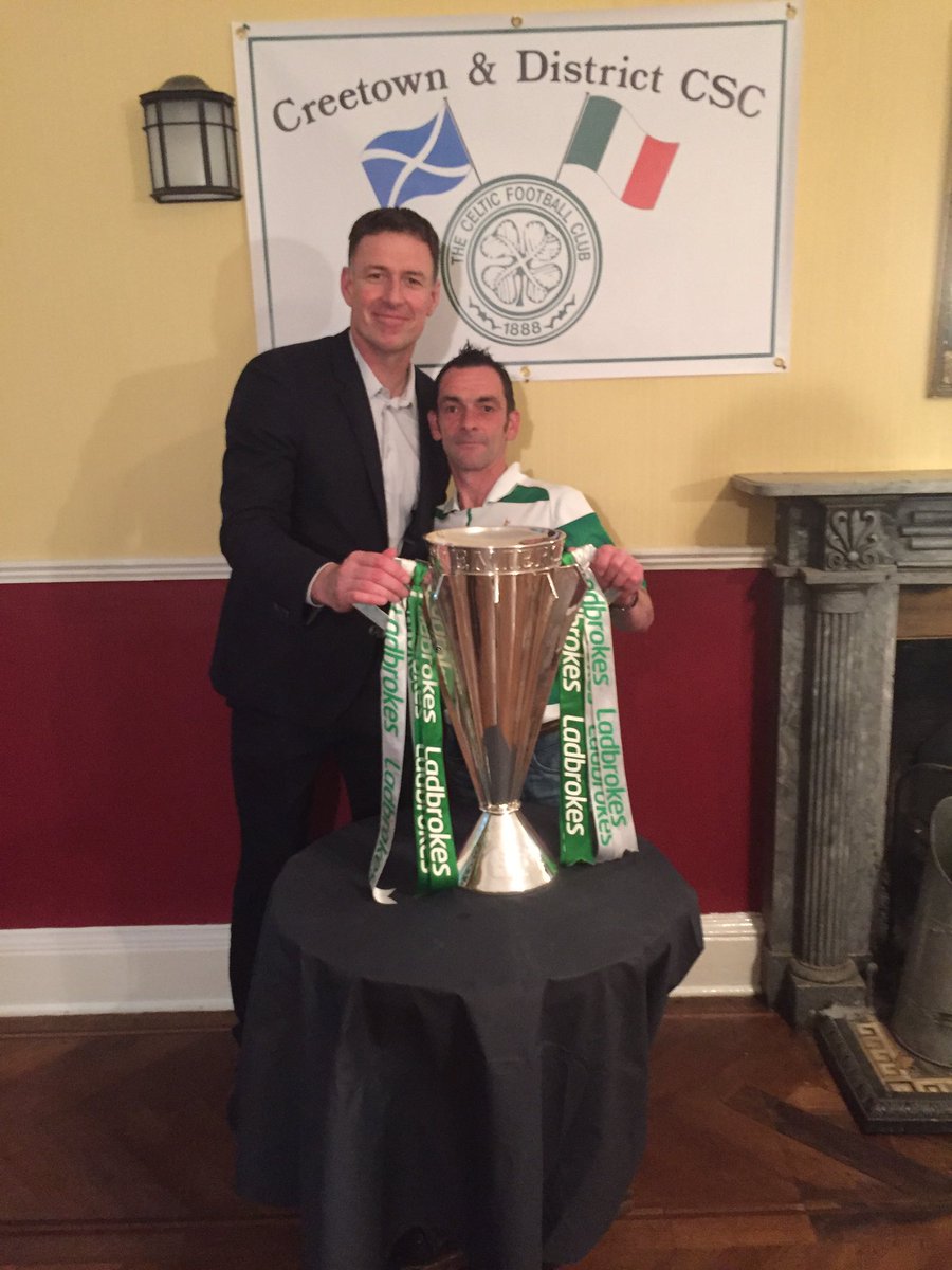 davienish's tweet photo. Great night last night 🍀🇨🇮 pleasure meeting big @chris9sutton @celticfc https://t.co/trywdIxlIM
