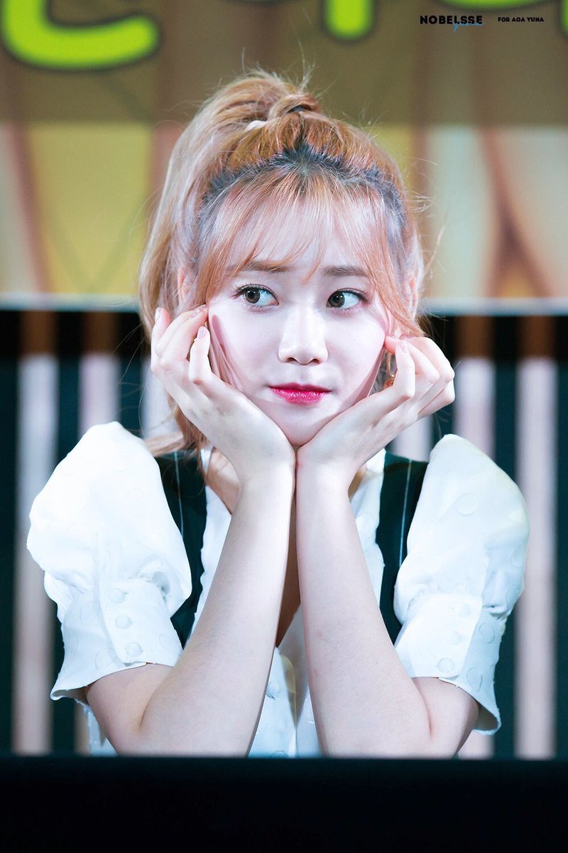 jhsbody's tweet photo. 유나... 서유나! 유나나~~ (*´∀`)~♡♡♡ https://t.co/J7GdNrdBpv