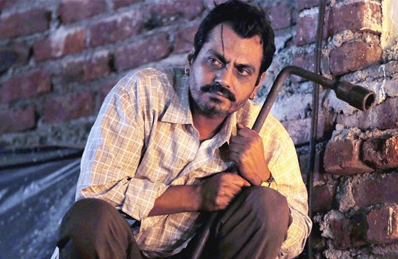 SikkimTravels's tweet photo. Virat Kohli waiting for Karun Nair in the dressing room...

#IndvAus #AUSvIND https://t.co/HO9SugK7Hn