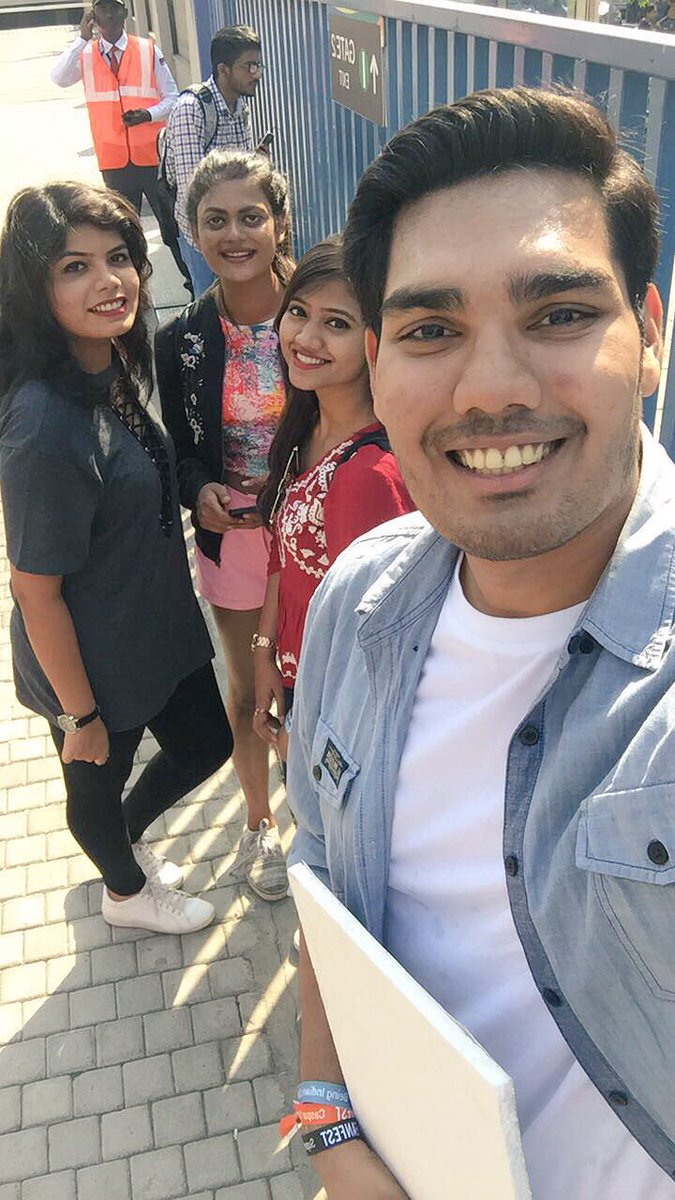 gargisalaskar95's tweet photo. YTFF 2017 ❤ #YTFFMUMBAI #YTFF https://t.co/kyiAhYftdi