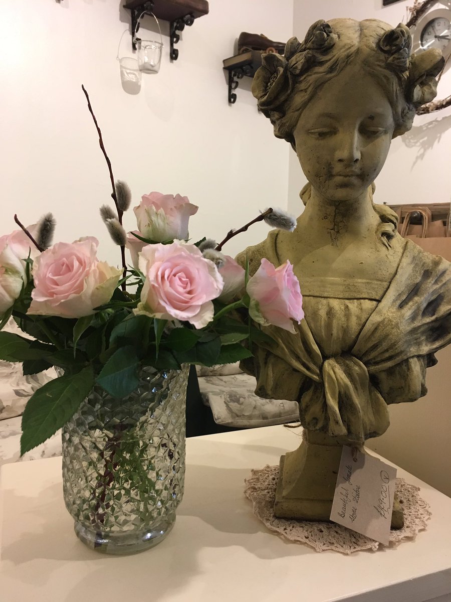 VisitPlantation's tweet photo. Happy Mothers Day to all you lovely mums out there, have a lovely day 💐 #Knutsford #holmeschapel #middlewich #AlderleyEdge https://t.co/I93n3MGIsz
