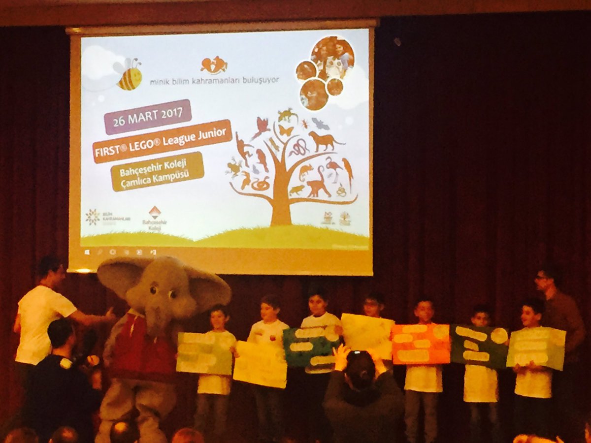 Gelecek için geleceğin birbiriyle tanışması ve üretmesi✨Sizce de umut dolu ve heyecan verici değil mi?  <a href="/bahcesehir_k12/">Bahçeşehir Koleji</a> <a href="/metinfer/">Metin Ferhatoglu</a> <a href="/gekiner/">Gülistan Ekiner</a>