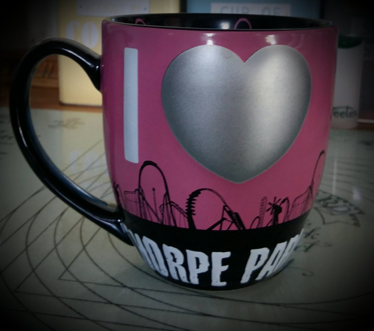bobocustoms's tweet photo. New mug to mark a adventurous 18 hour day trip too #thorpepark #knackered https://t.co/DaD5l4uxbo