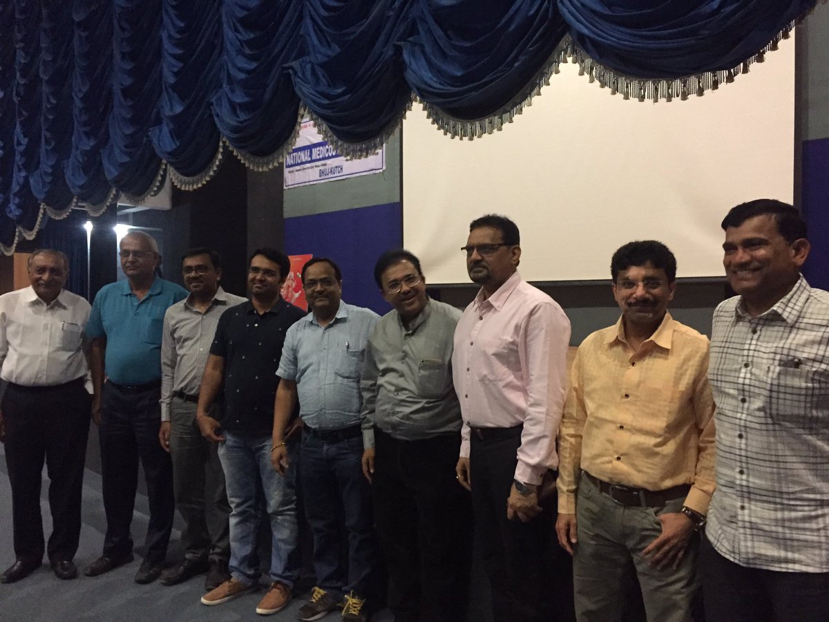 sureshrudani's tweet photo. SAHID DIN AT. GAIMS BHUJ https://t.co/a1950sdBnb