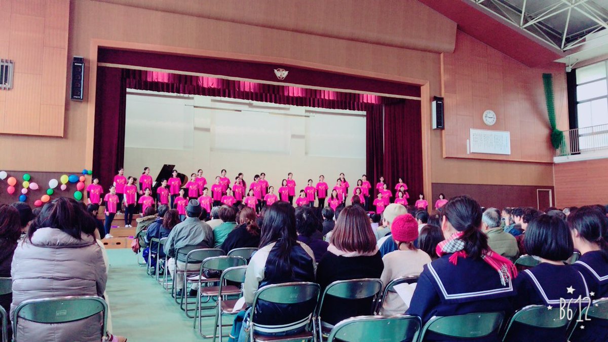 pinis8888's tweet photo. ゆま、3年間お疲れ様でした🌸
今日のスプリングコンサート🎶
めっちゃ感動した😭💕
ゆまが楽しそうに歌ってる姿を見るのが大好きでした😳
めっちゃカッコ良かった😂
ほんまに今までお疲れ様💙 https://t.co/K2Vrs88r5e