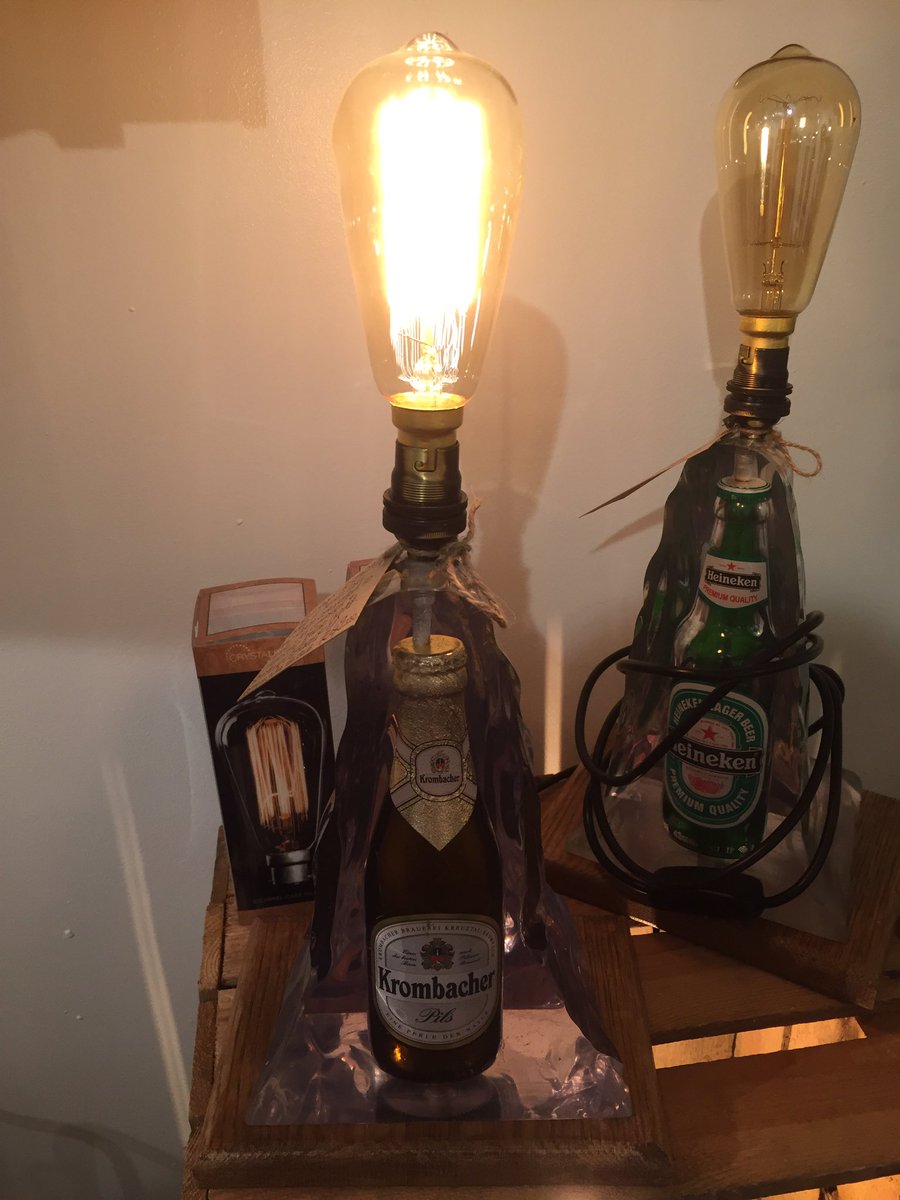 Allstars_SK9ers's tweet photo. How awesome is this beer lamp?! Handmade by a chap with a shop @VisitPlantation in #plumley https://t.co/yuJIfdLbgC