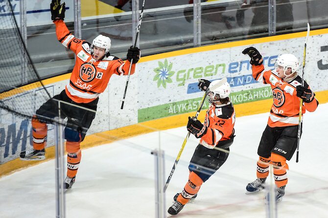 Sarja katkolla raumalla! Camoon boys!😎 #Pallokerho #ryöstö