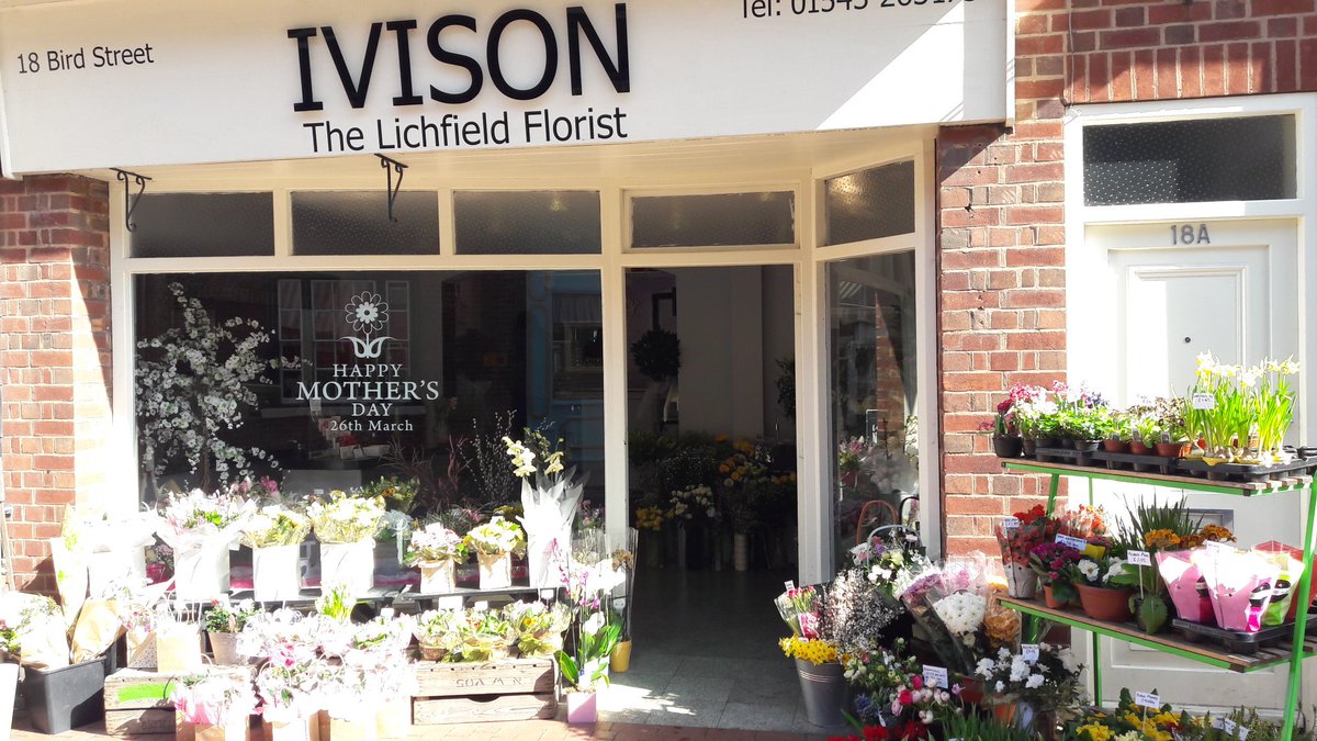 LichfieldBID's tweet photo. If youre having coffee at @PomsKitchen on Bird Street why not call into @Ivisonflorist next door for some #MothersDay flowers? #Lichfield https://t.co/BIvyxYKsBk