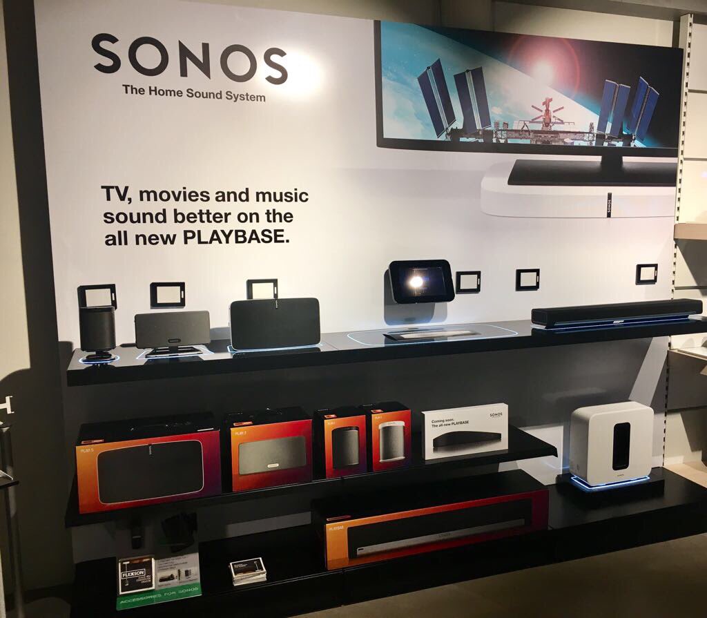 SoundStore_NL's tweet image. 🎼New Sonos display @SoundStore_NL  #sonos #playbase #play:1 #multiroom @VestaWoonforum