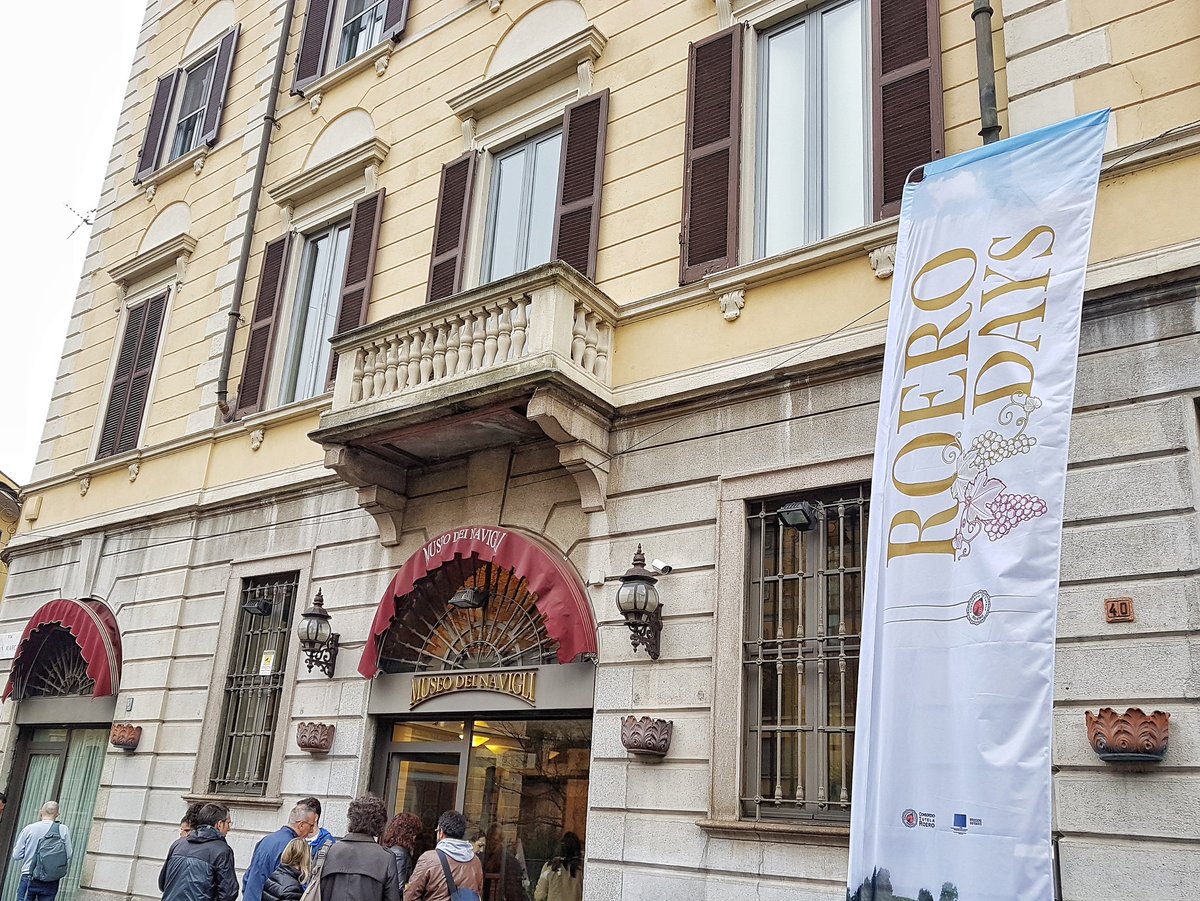 PosateSpaiate's tweet photo. I nostri vini del #Roero sbarcano a Milano in una location piena di storia #museodeinavigli
#roerodays @WinesofRoero
#vinoitaliano https://t.co/oOpuUBqrfG