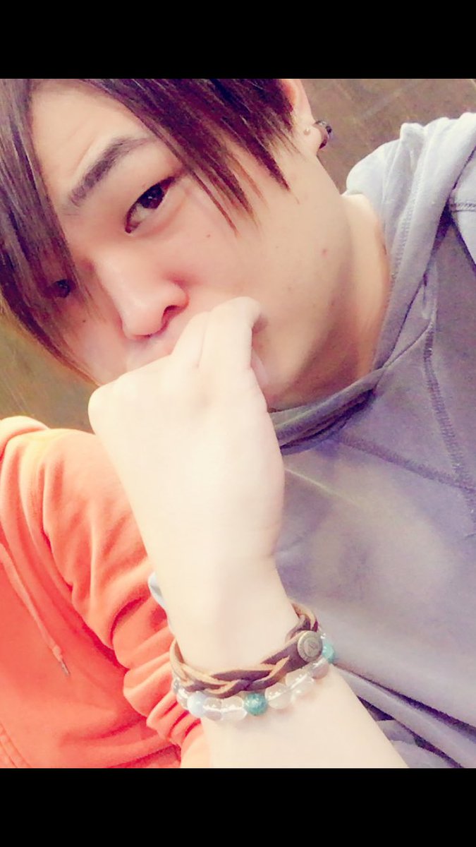 2chodeland's tweet photo. 2ChoLANDおーぷんしました！

まさかの雨ですが
雨雲吹っ飛ばすぐらい
飲んで騒ぎませんか？？

てなわけで
日曜日おなじみひろやばぁばの
1人営業です😘

店内適温にしてお待ちしております💓

にちょにちょらんらんるー！🙌🙌🙌 https://t.co/hp44tzBJYt