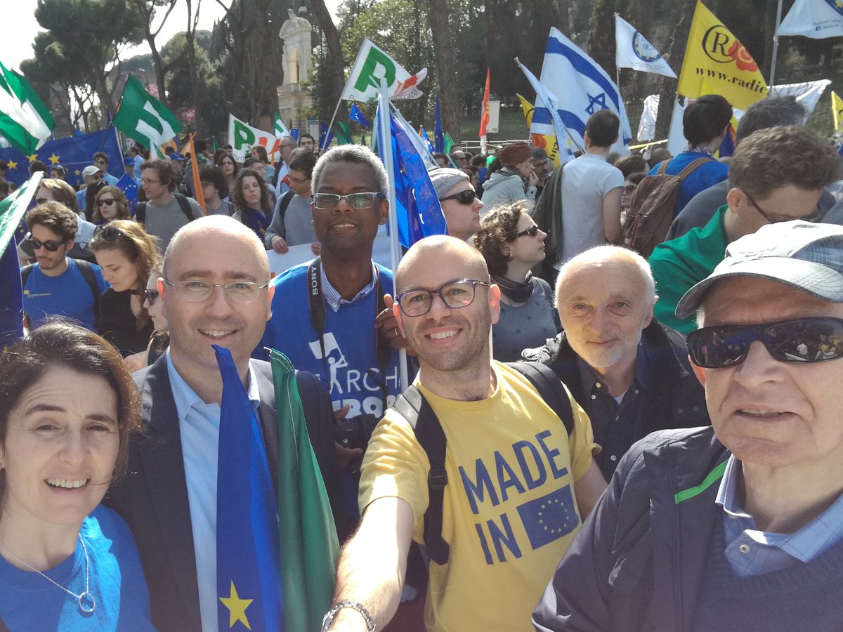 Part of @UEFbe delegation to the #MarchForEurope2017 @federalists