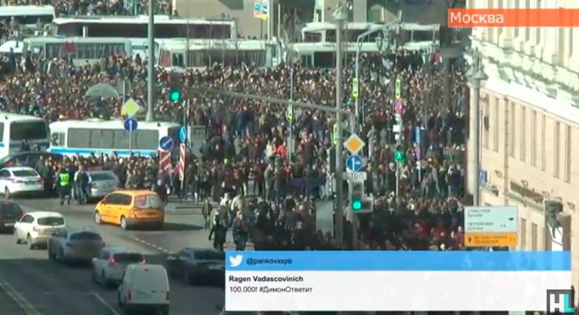 belamova's tweet image. Ничоси людей в Москве повыходило, все улицы забиты людьми