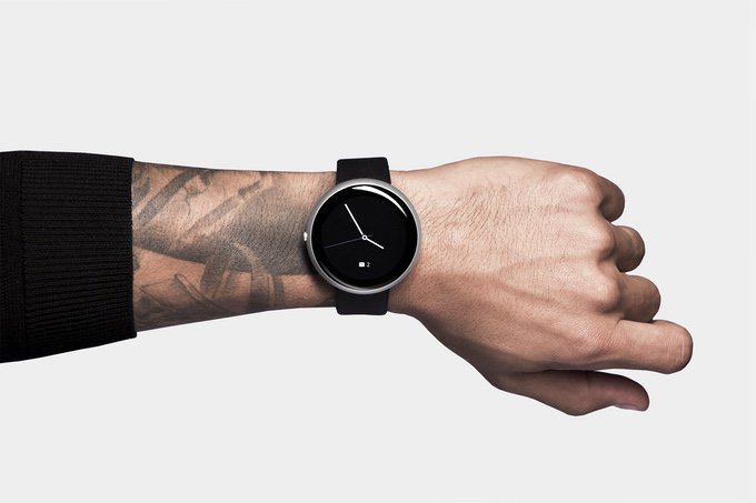 indistale's tweet photo. Dagadam Watch is the world's first round functional curved touch bezel smartwatch! Check it out: https://t.co/hS7Aj03csi https://t.co/5DvsdWiUZw