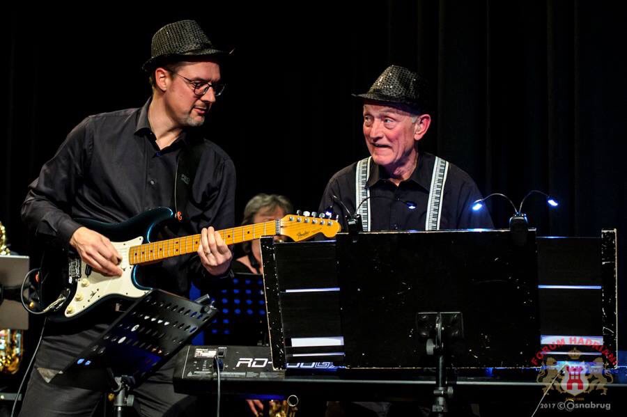 RobNeeleman's tweet image. Gisteren weer heerlijk opgetreden met @EastendSixteen tijdens het jaarconcert van @ForumHadriani