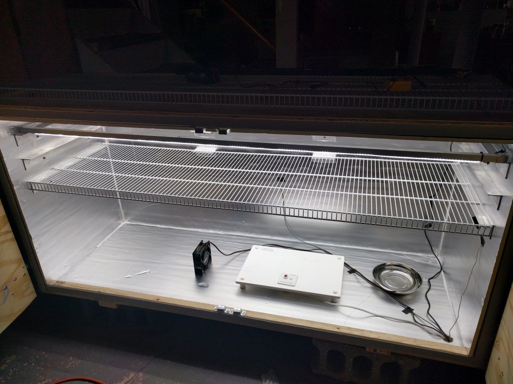 Germination chamber baybranchfarm.com/2017/03/26/ger…