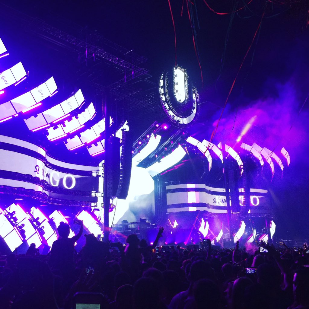 DjBenelux's tweet photo. Day 1 of Ultra ✅ #ultra2017 #umftv #umf #miami #bayfront #kygo #feels #music https://t.co/5NgWueAa7J