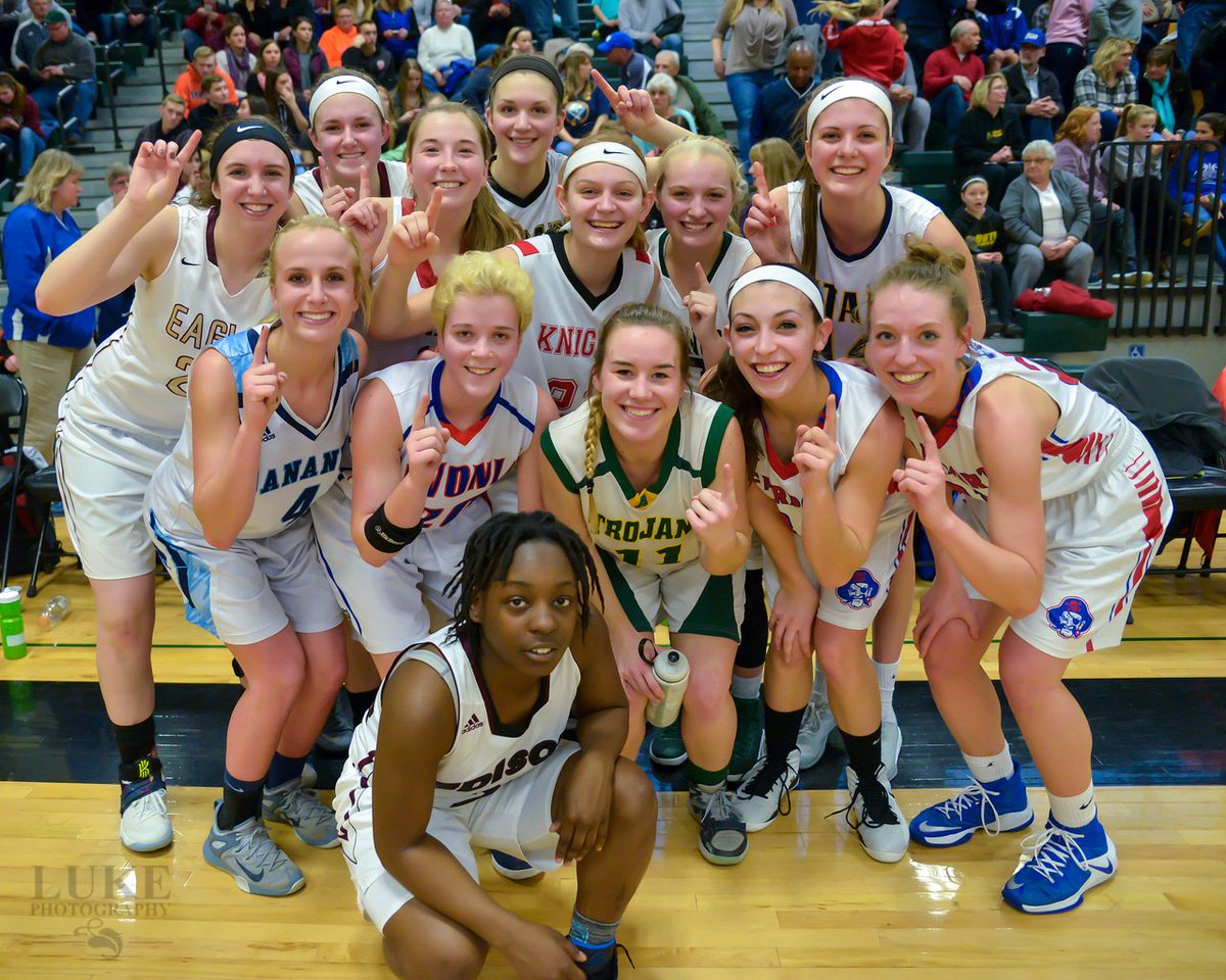 2017 #ROC Ronald McDonald House All-Star Gold Team shows their victory smiles. <a href="/ROC_allstars/">ROC RMH All-Stars</a>