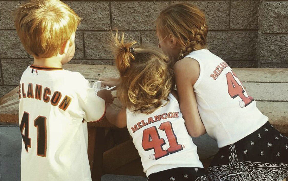 🍦🌞⚾️ (📷: @Mark_Melancon_ // Instagram) #SFGiants https://t.co/bjlopCXkKz