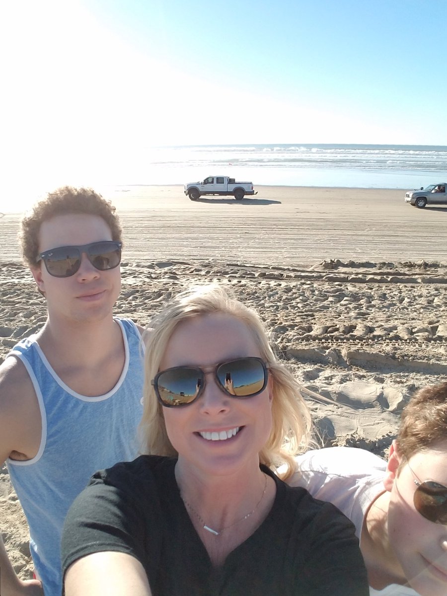 HAPPY BIRTHDAY@parkera84 You're the best gift ever! Miss you every day but happy to see you do your thing!