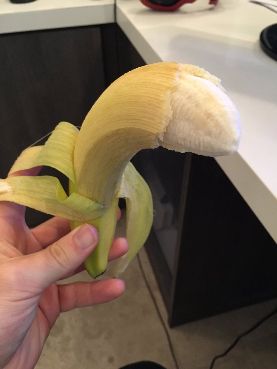 CaptainSparklez's tweet image. Shout out to this banana peel