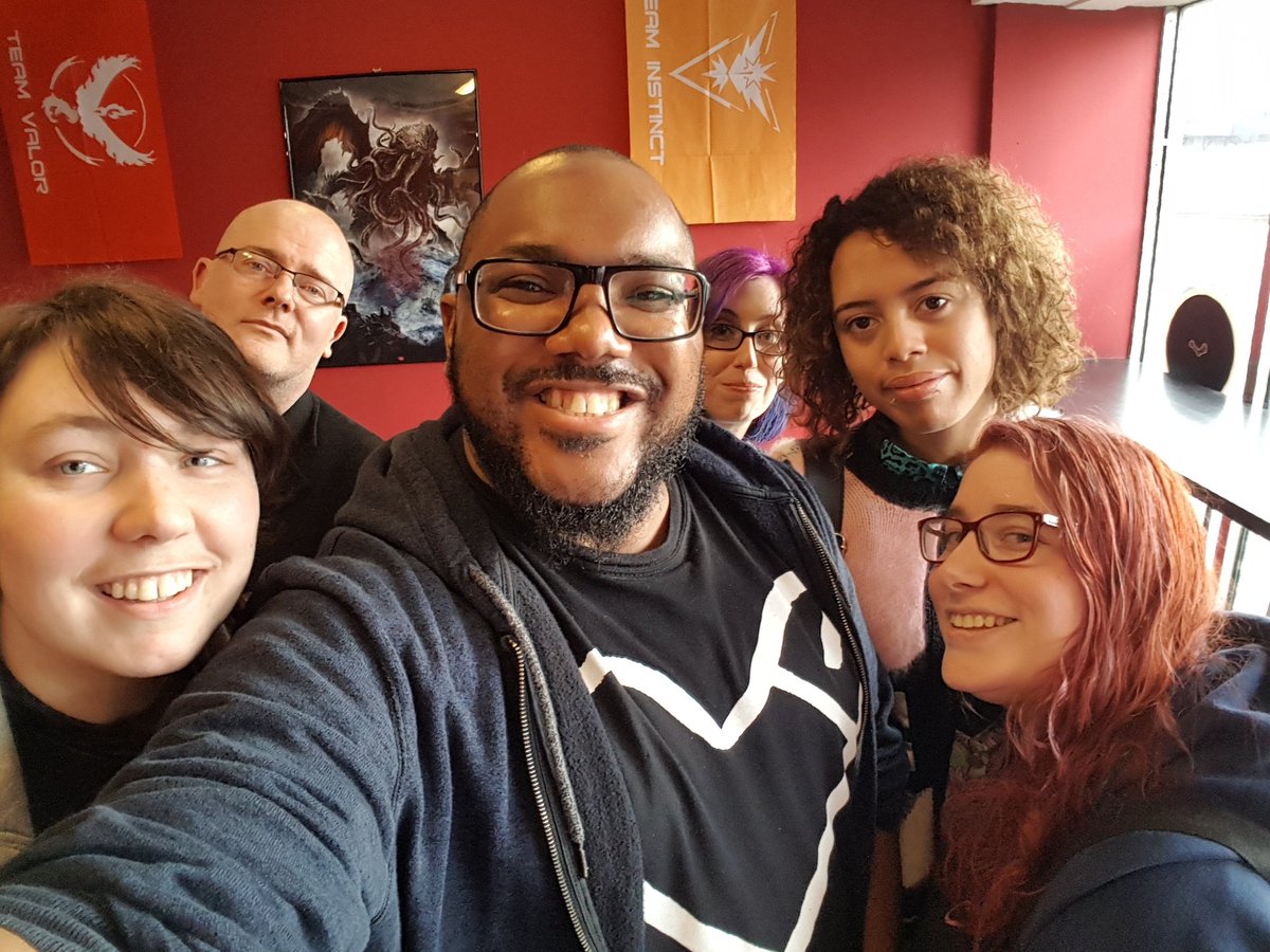 brum_bi_coffee's tweet photo. Another successful @brum_bi_coffee. A big thank you to @CakesnLaddersUK for having us. Next meetup 23 April 2017! #bisexuality #bivisibility https://t.co/pqpLrOByoV