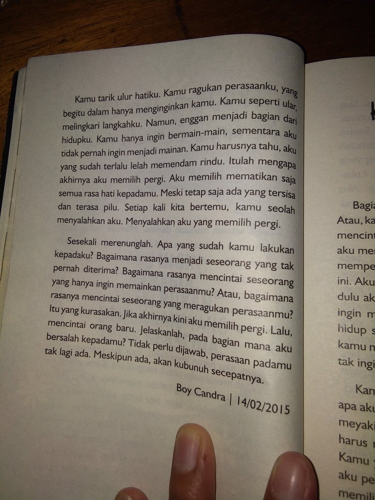 Aku pergi setelah menunda berkali-kali.
-Senja hujan &amp; cerita yang telah usai-
<a href="/dsuperboy/">Boy Candra</a>