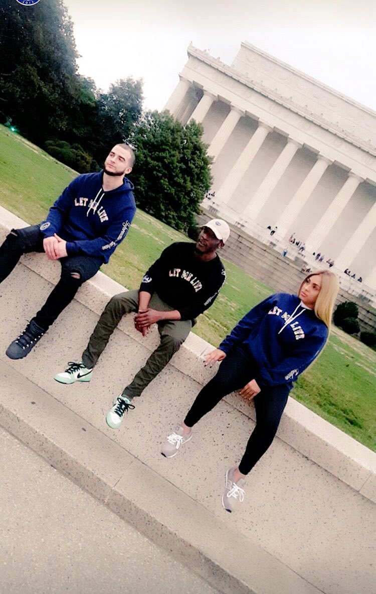 BADChickaWowWow's tweet photo. Chasing dreams creating history in #Dc #letmelive #InformativeFashion #HOMEMADE #socialawareness #MadeinAmerica #newclothing #StreetGear https://t.co/su6E7B2dFL