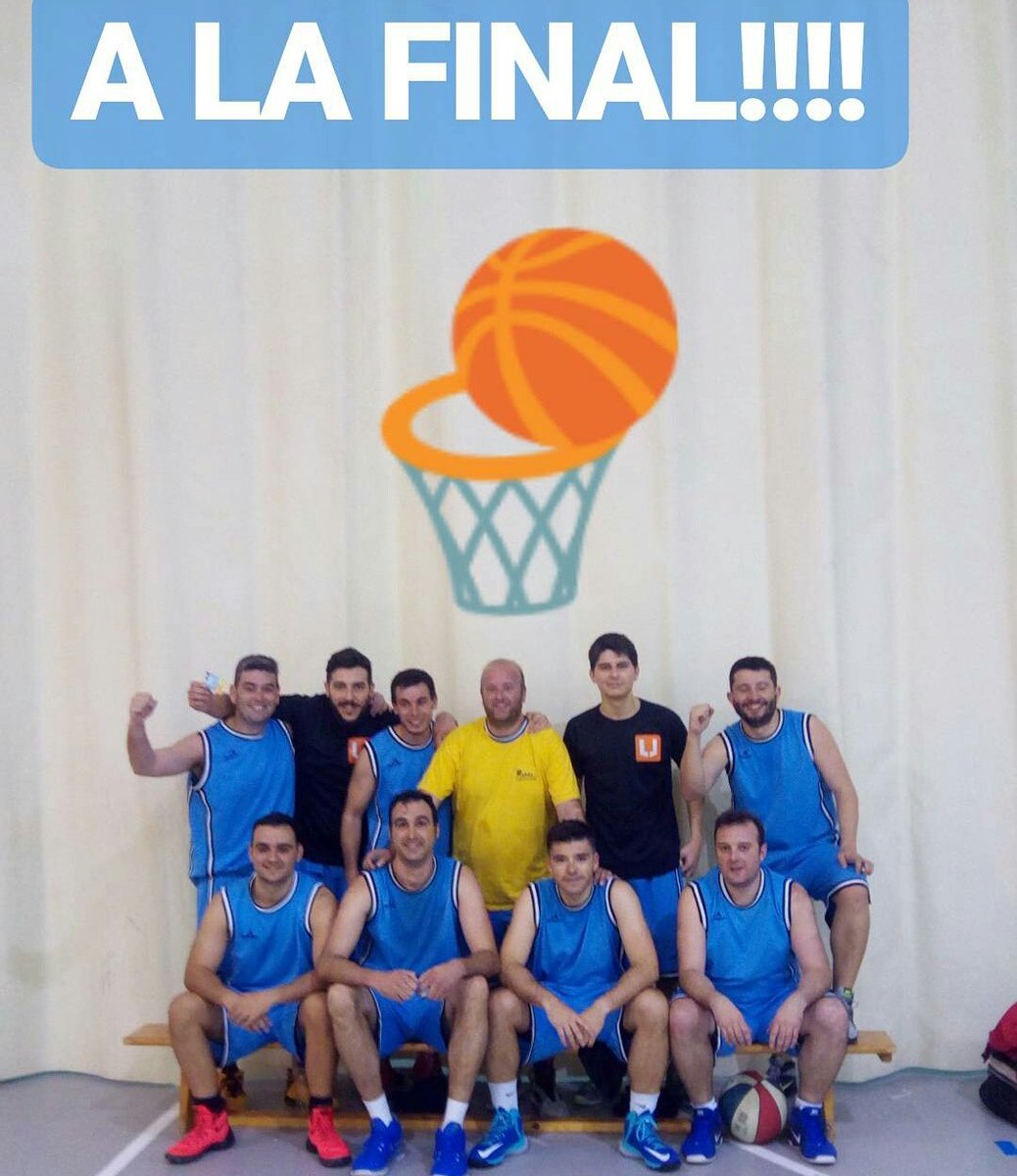POULLINHO's tweet photo. A LA FINAL!
Por segundo año consecutivo
@PeyejitoStyle 
@Anybe48 
@Lopez7David 
#MomentoYsituacion
#eeeeNusotros
#chiquito https://t.co/94lU8QbHrf