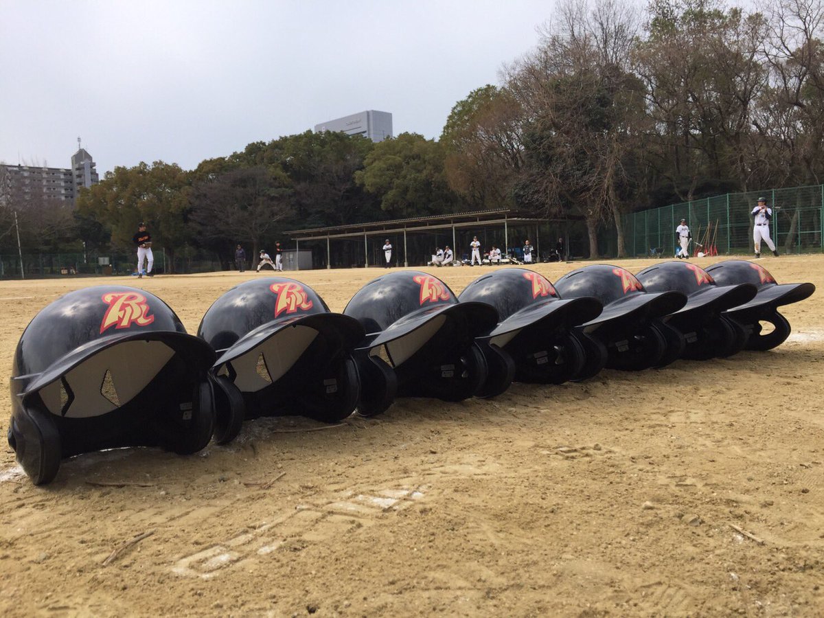 kenjiyade1's tweet photo. 抽選で負けちったよ、
悔しすぎて鼻くそばりでる

ちなみに私事ですがホームラン打っちゃった♡
やっぱ野球楽し😍😍 https://t.co/abR33ipm7u