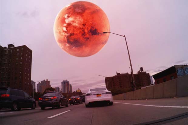 SPACE.com tweet media