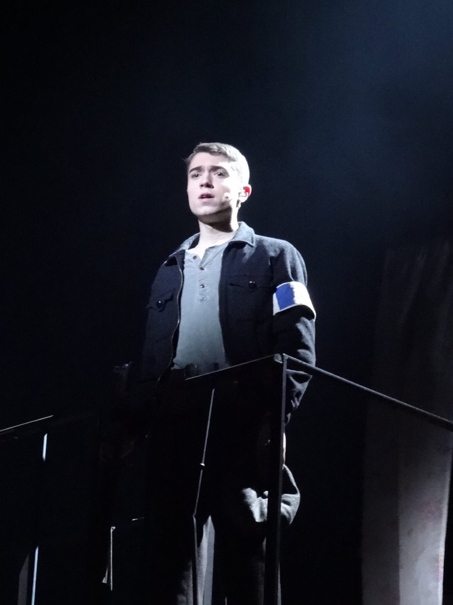 nicolaslaurent_'s tweet photo. Après 5 mois de résidence, dernier show au @lecomedia ... #unete44 ☹️ https://t.co/K3XDU10qRf
