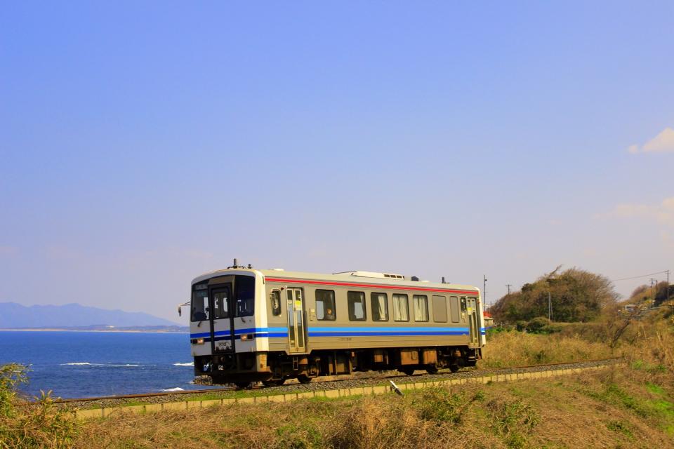 wecelnimo's tweet image. It's Sunday! Issa great day to walk around aimlessly... and enjoy the weather :) #TrainTwitter