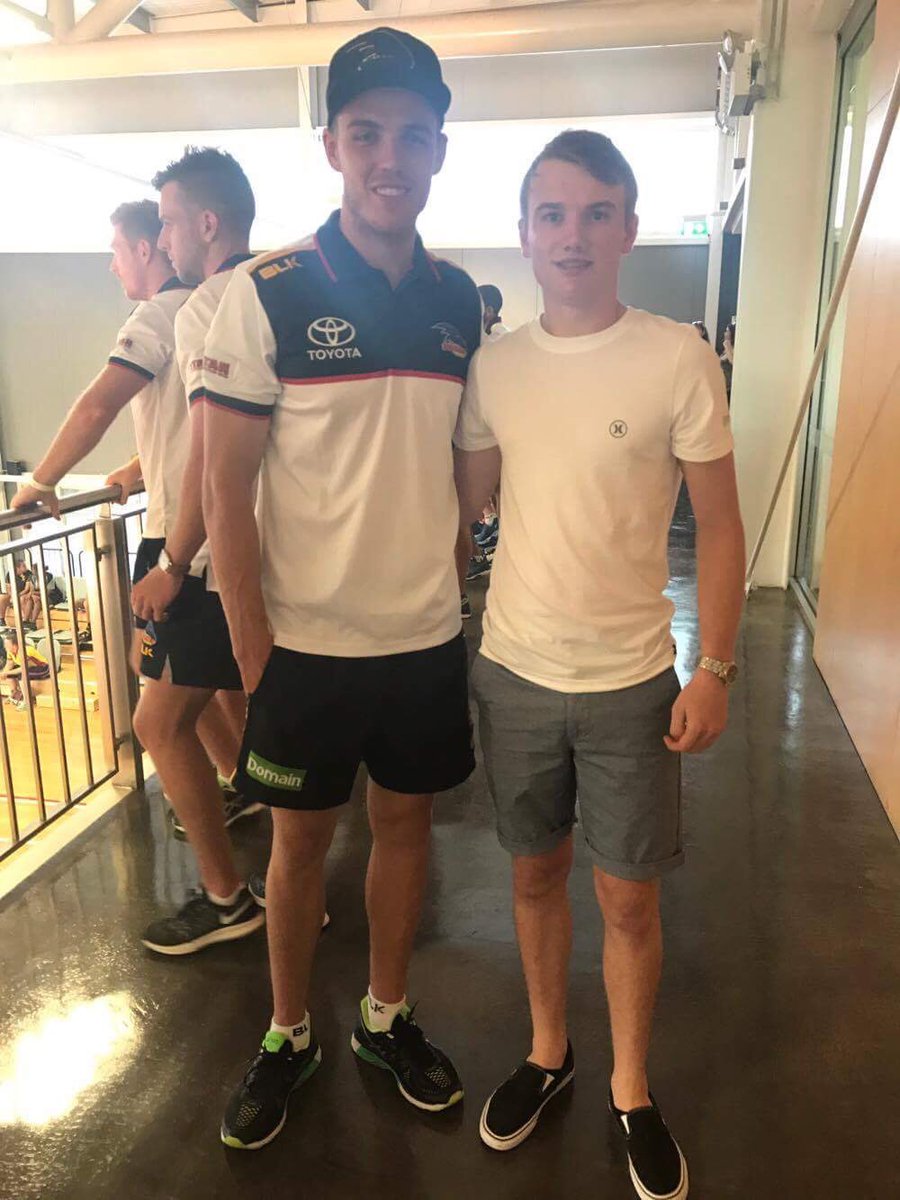 maitlandb33's tweet photo. @AFL is back, keen to see this bloke running up the wing in a couple weeks @paulseed40  #youripper #weflyasone @Adelaide_FC https://t.co/l810OZMdO0