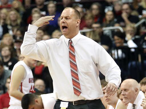 Wauseonsports's tweet photo. Blade boys coach of the year: Chad Burt https://t.co/r7EVHJunth https://t.co/Xrsfx1Sjg0